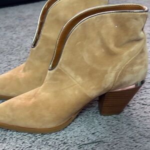 Liu Jo Camel Suede Ankle Boots